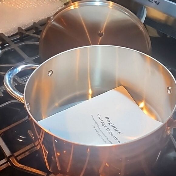 Berghoff Vintage Copper Tri-Ply 5.75 QT Covered Dutch Oven, Polished - Picture 11 of 16